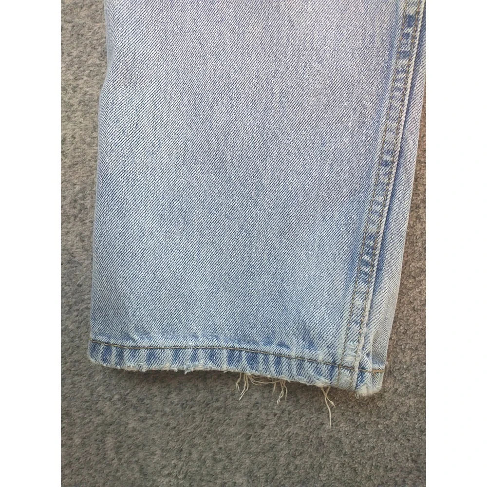 Levis 550 Relaxed Fit Jeans Mens 36x31 Light Wash Blue Denim Straight Leg 550